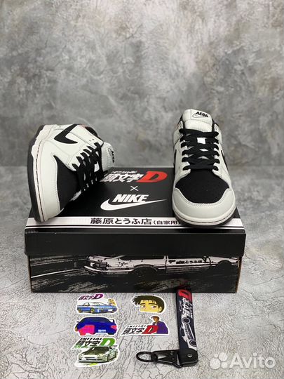 Кроссовки Nike SB Dunk Low Initial D Toyota AE86