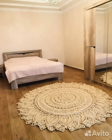 Ковёр диаметр 220см