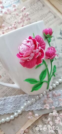 Кружка с декором из полимерной глины