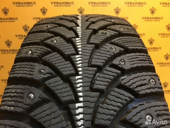 Nokian Tyres Hakkapeliitta 4 215/65 R16 102T