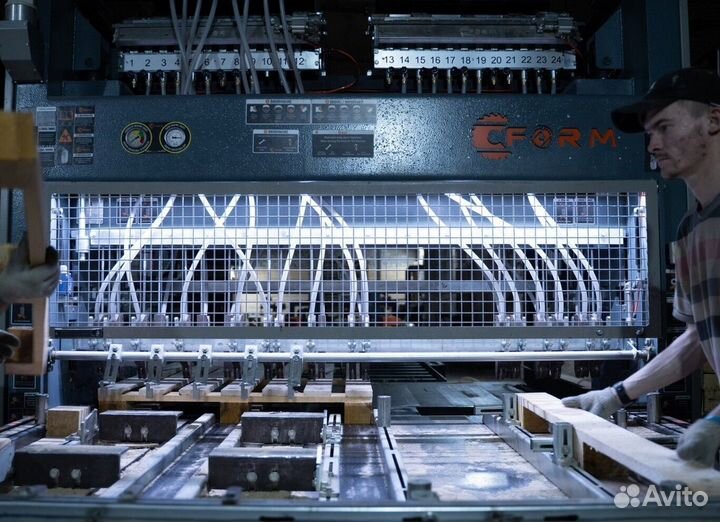 Паллеты из дерева новые pl009