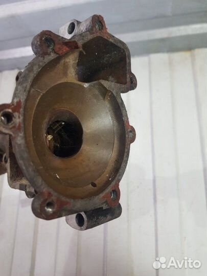 Корпус термостата Ssangyong Rexton GAB D27DT 2007