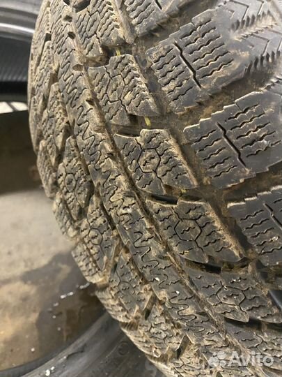 Toyo 310 235/50 R19 99