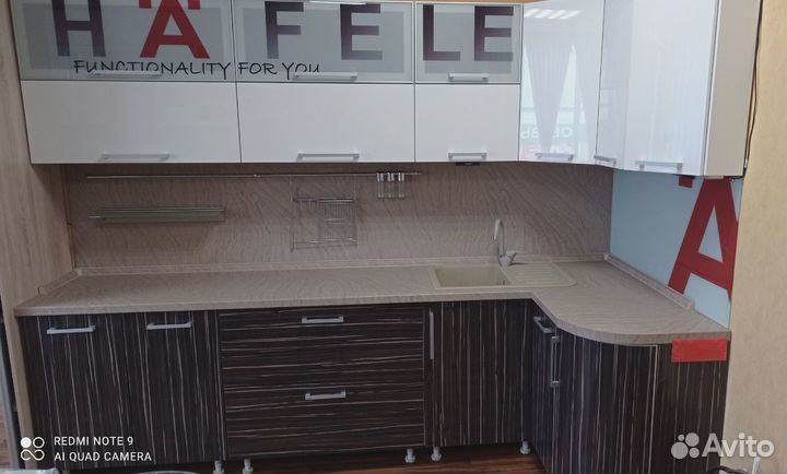 Кухня пластик