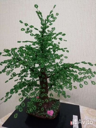 Дерево из бисера