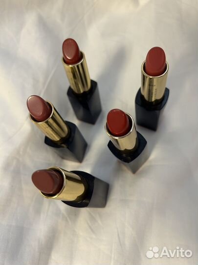 Помада Estee Lauder Kat von d