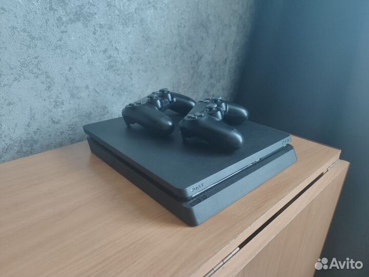 Sony PS4 slim 1tb