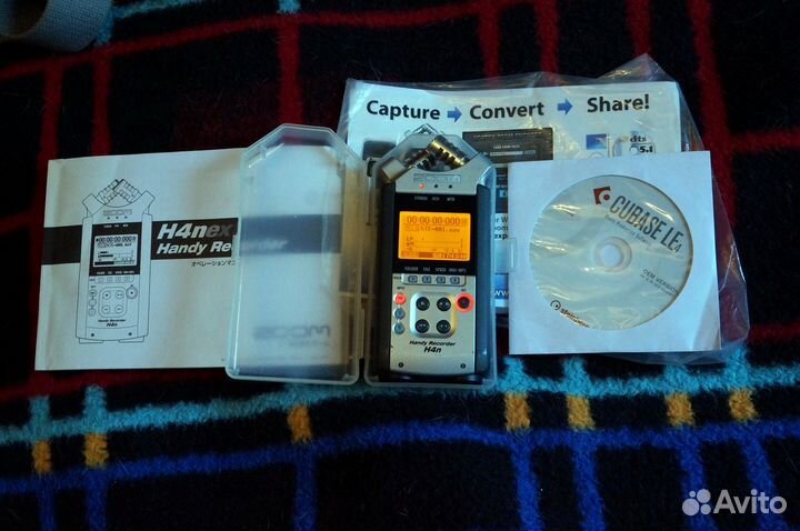 Звукозаписывающая студия-рекордер Zoom H4n