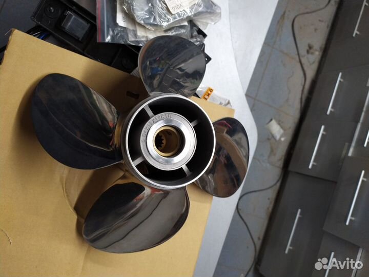 Гребной винт для лодочного мотора Suzuki DF60-70\D