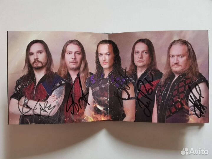 Эпидемия. Альбом Призраки и Тени с афтографами