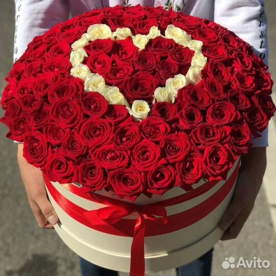 Розы в коробке