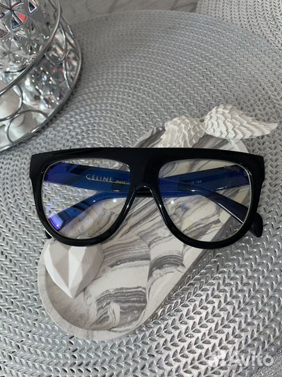 Солнцезащитные очки женские