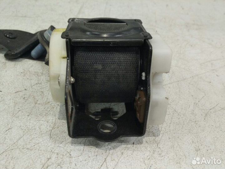 Ремень безопасности задний правый Mercedes-Benz