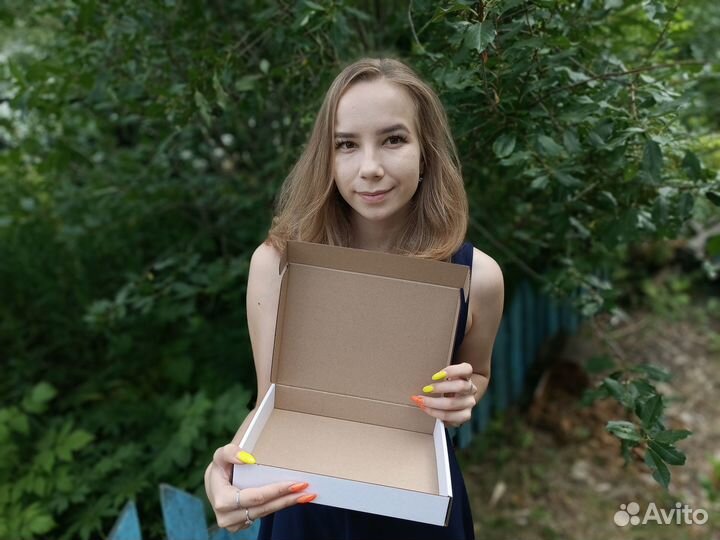 Крафтовые коробки самосборные