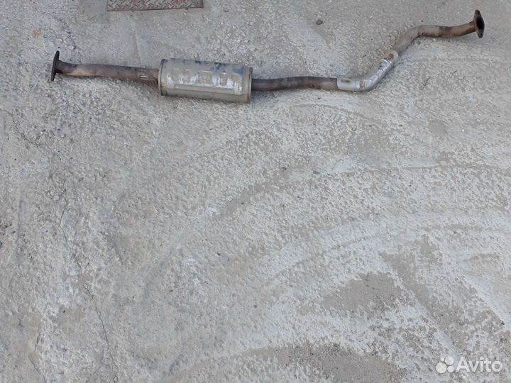 Резонатор Киа Рио3