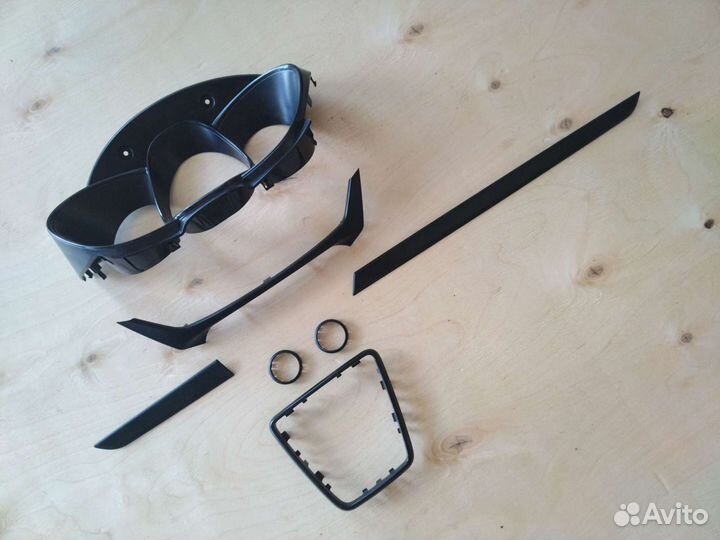 Пластмасски в салон лада Веста