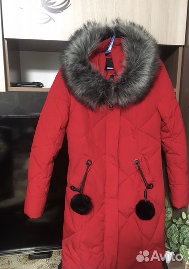 Пуховик женский 42