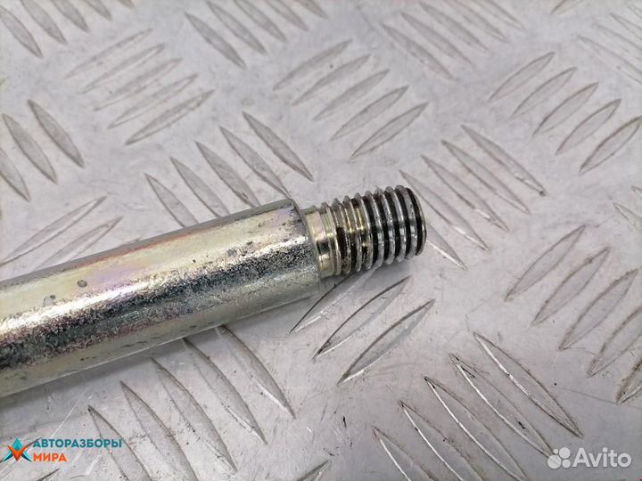 Крюк буксировочный Volkswagen Fox 2 2007