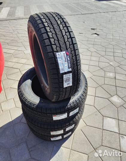 Yokohama Ice Guard G075 235/55 R20 102