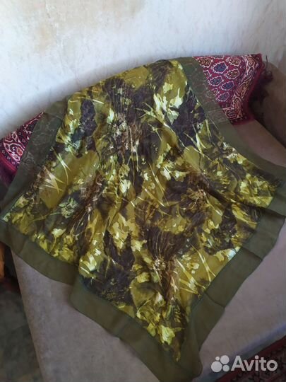 Платок женский шелковый