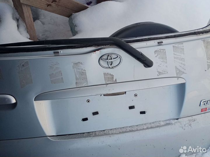 Багажник на тайоту funcargo