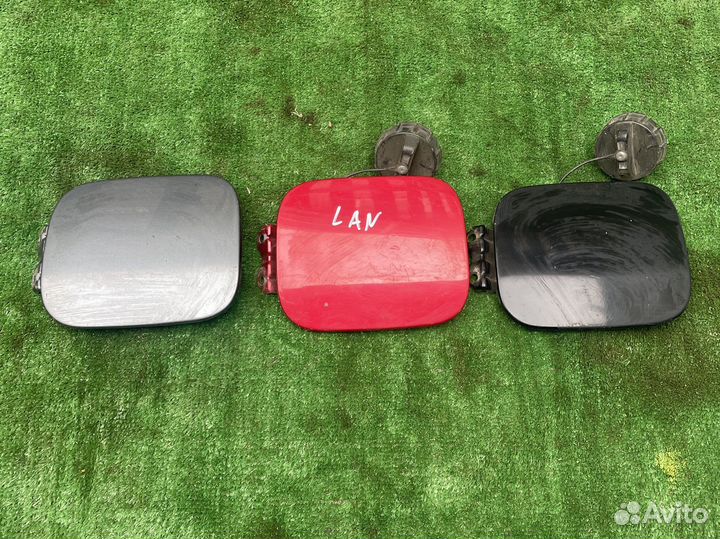 Лючок бензобака lancer 9