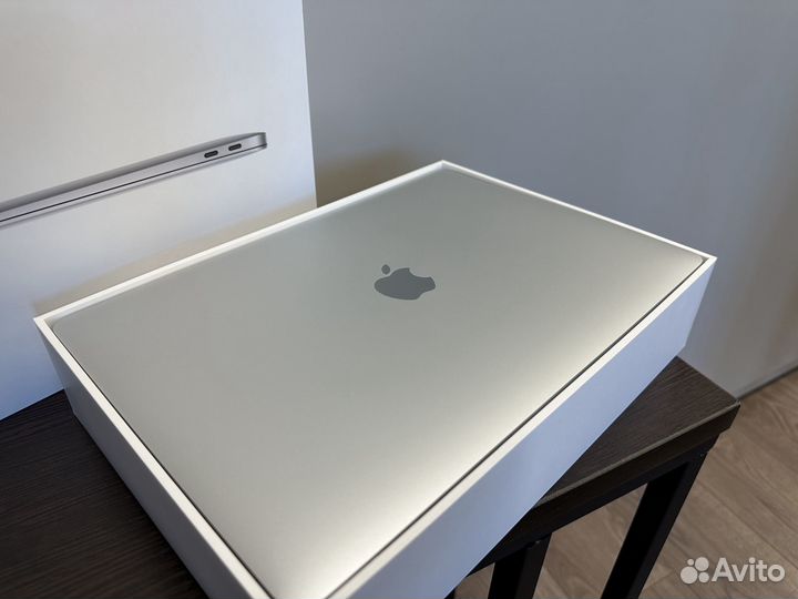 Apple MacBook Air M1 16/512GB