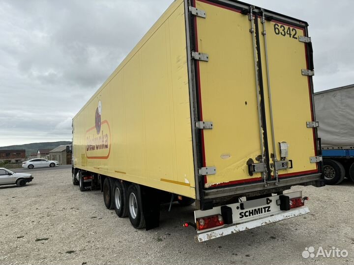 Volvo F12 с полуприцепом, 1996