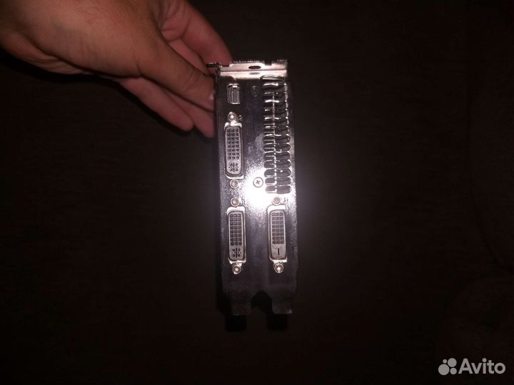 Видеокарта GeForce GTX 690