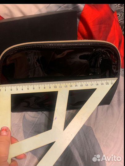 Yves saint laurent Косметичка/клатч лаковая