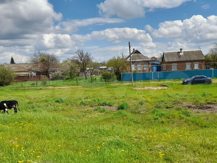 Дом 53 м² на участке 20,6 сот.