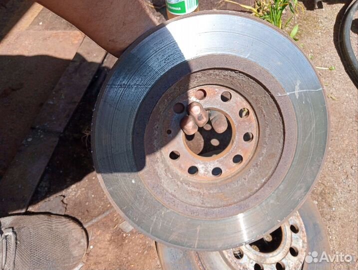 Диски тормозные ауди а6с6 F4 quattro 3.2