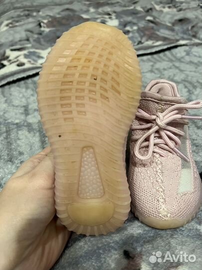 Кроссовки для девочки