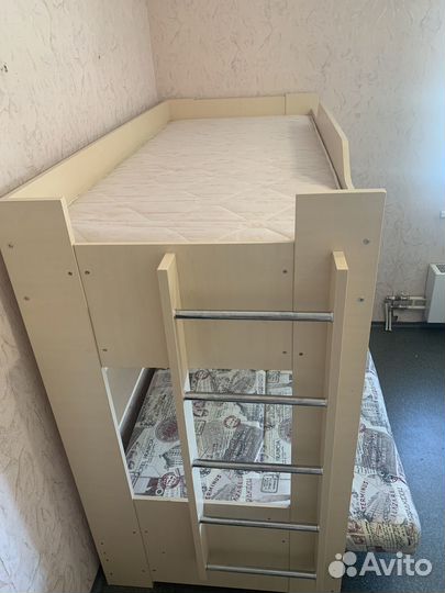 Двухъярусная кровать с диваном бу