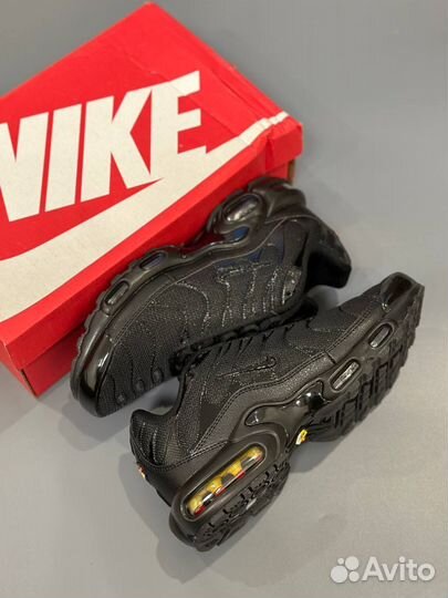 Кроссовки air max tn plus