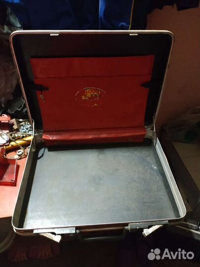 Кейс дипломат