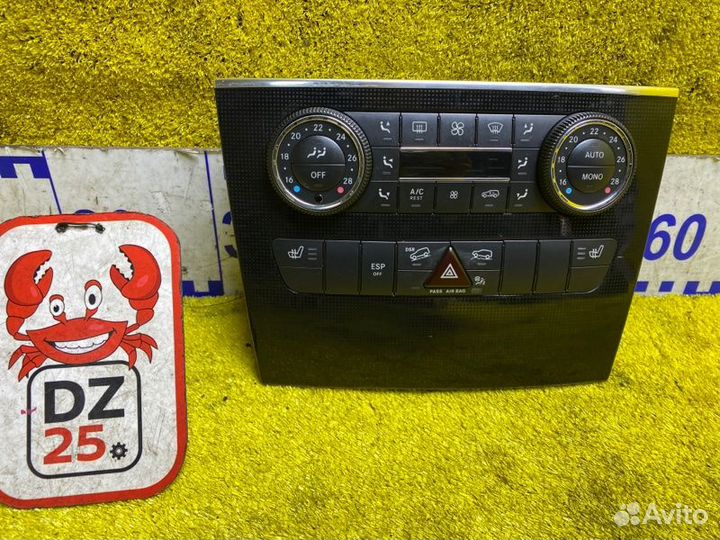 Блок управления климат-контролем передний