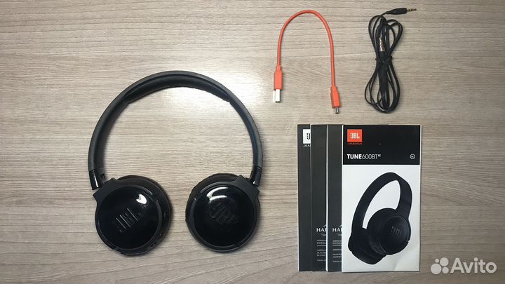 Наушники JBL tune 600bt