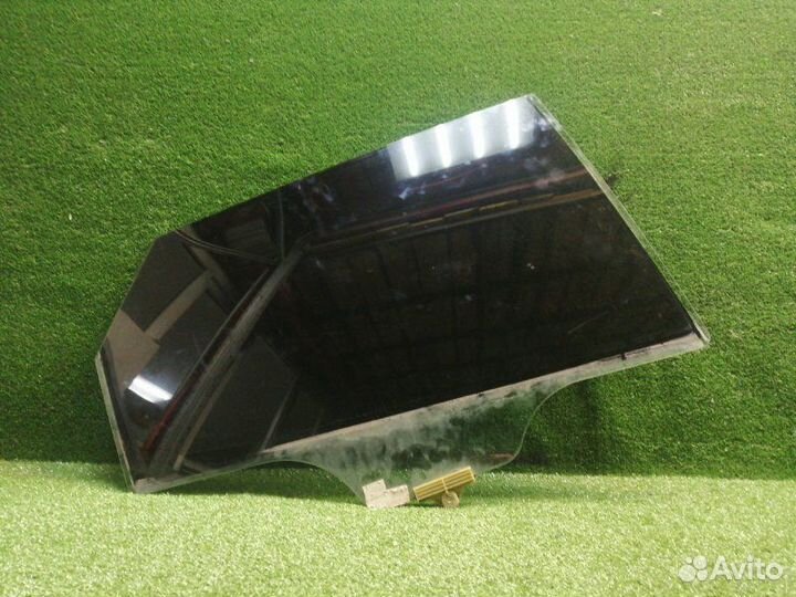 Стекло двери заднее правое Kia Ceed JD G4FG 2014