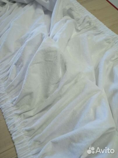 Непромокаемый наматрасник