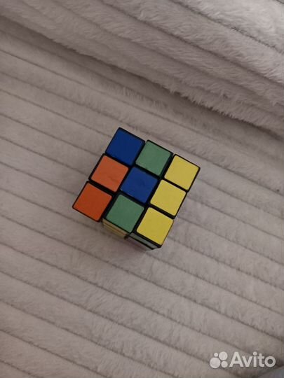 Кубик рубика головоломка