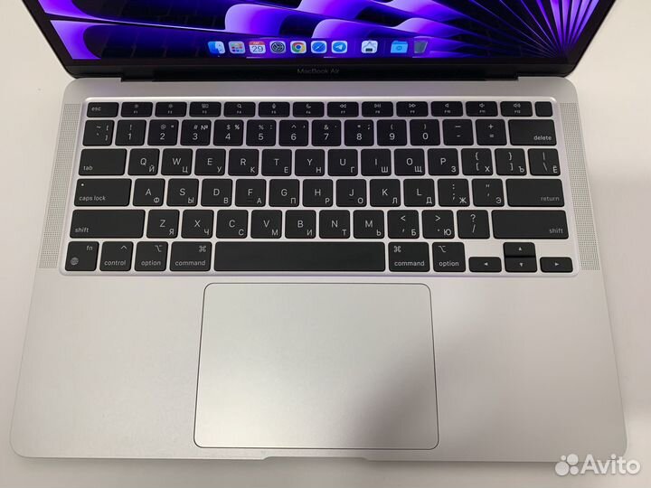 Macbook Air 13 2020 m1 8gb 256gb