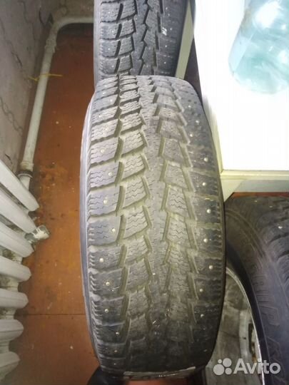 Kumho Power Grip KC11 285/75 R16