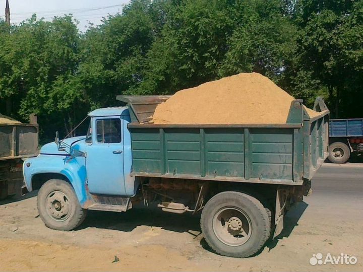 Песок с доставкой от 3 кубов