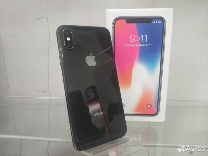 Смартфон Apple iPhone X 64 гб