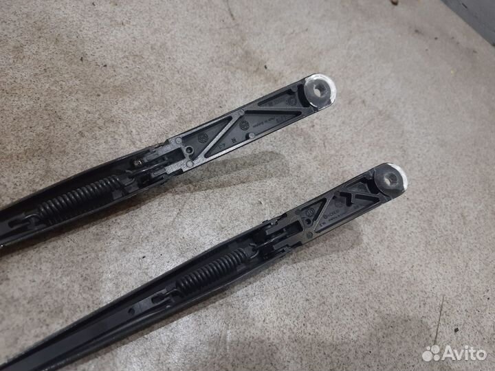 Поводки дворников комплект Skoda Octavia A5