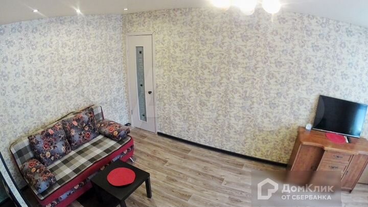 1-к. квартира, 32 м², 1/4 эт.