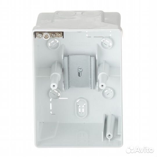 Щит распределительный навесной щрн-П-4 пластиковый