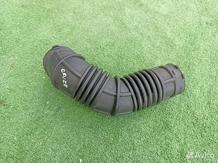 Патрубок Chevrolet Cruze универсал 1.8 2013