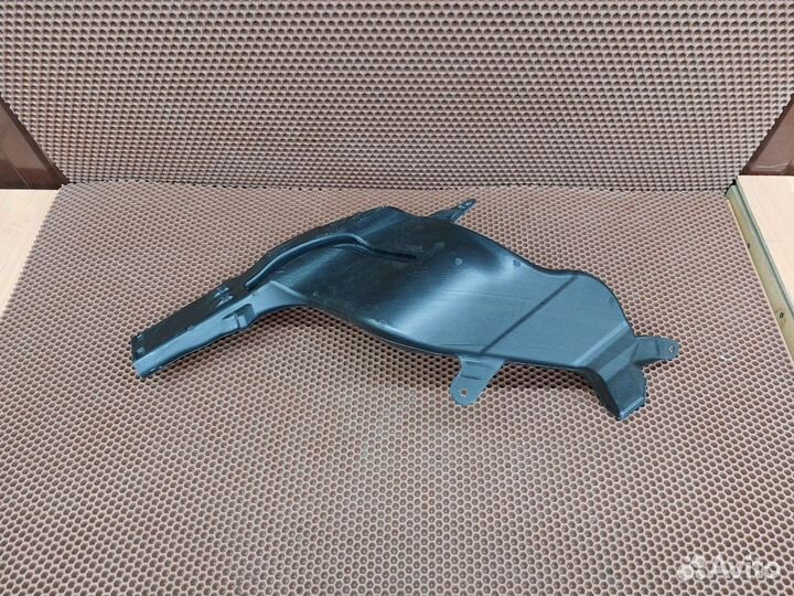 Воздуховод отопителя печки правый BMW F30 бмв Ф30